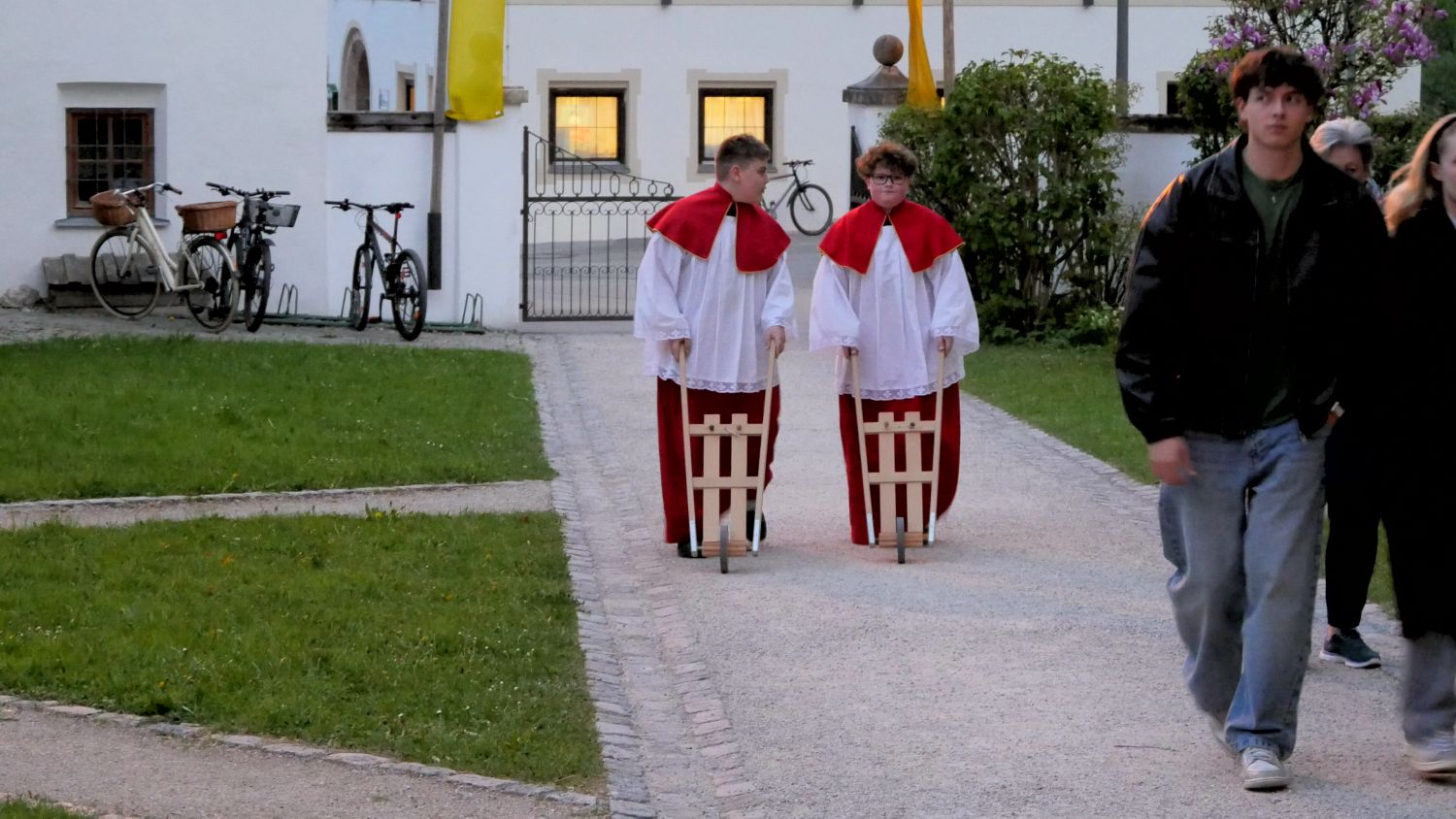 Osternachtfeier am Karsamstag – Ein stiller Beginn, ein strahlendes Fest