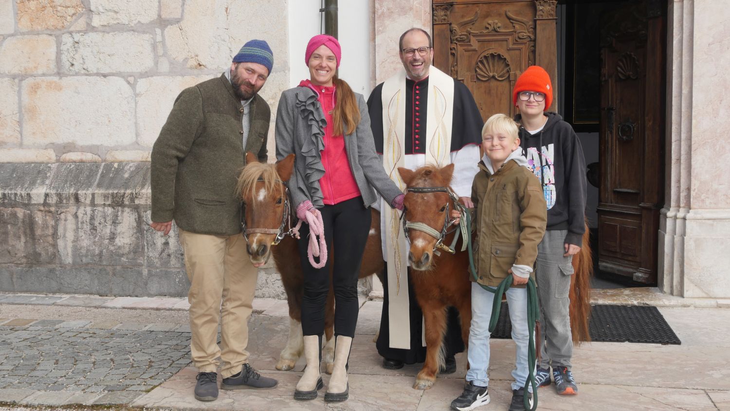 Tiersegnung in Mariathal – Ein besonderes Zeichen der Verbundenheit